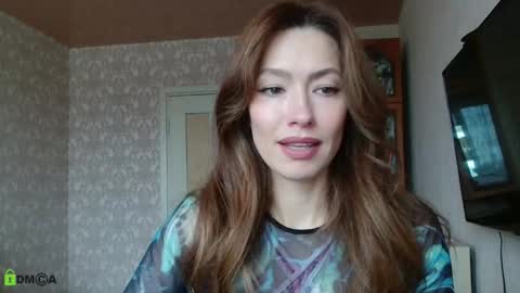 Alicia online show from 09-13-25, 05:51