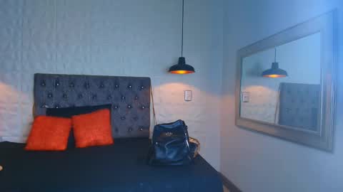 Ali online show from 11-24-25, 11:54