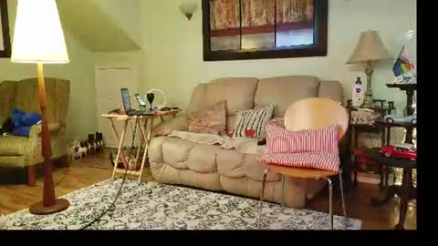 Alicia deHart  Help me reach 1000 Followers. Its FREE online show from 07-02-26, 11:00
