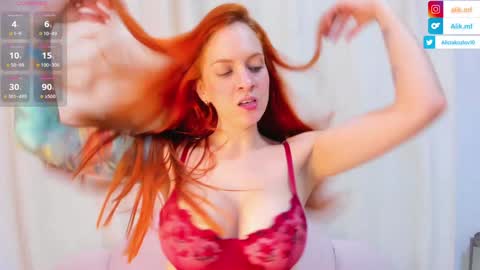 Snapshot of aliciakozlov chatting on 01-21-25, 10:19 aliciakozlov online show from 01-21-25, 10:19