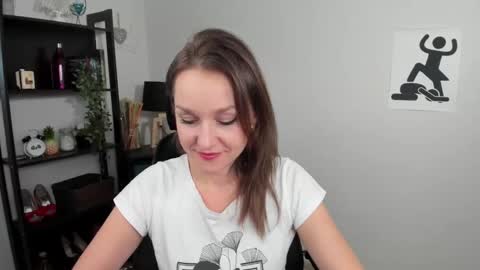 Alicia online show from 12-18-24, 03:00