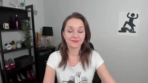Alicia online show from 12-18-24, 06:14