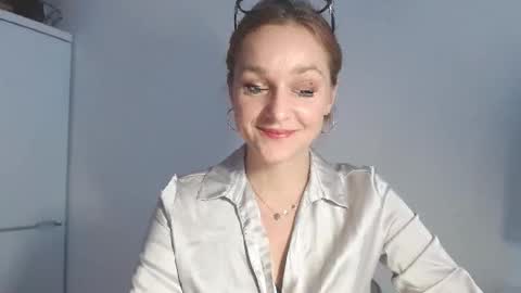 Snapshot of alicialux chatting on 02-17-26, 07:16 Alicia online show from 02-17-26, 07:16