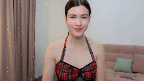 Snapshot of alicianoveli chatting on 12-31-24, 03:31 alicianoveli online show from 12-31-24, 03:31