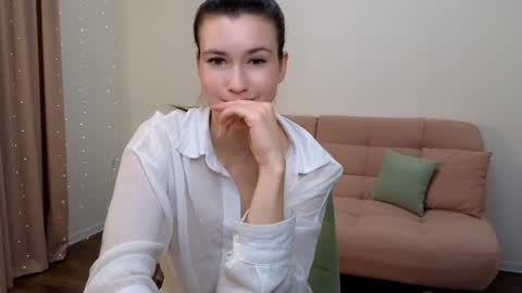 Snapshot of alicianoveli chatting on 01-01-25, 11:49 alicianoveli online show from 01-01-25, 11:49