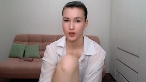 Snapshot of alicianoveli chatting on 01-14-25, 06:49 alicianoveli online show from 01-14-25, 06:49