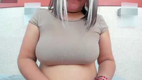 im tutti online show from 03-19-26, 02:04