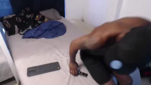 Snapshot of alid_17 chatting on 03-21-26, 04:43 Alid 17 online show from 03-21-26, 04:43