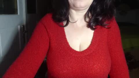 Snapshot of alidue chatting on 12-20-24, 10:22 Alidue online show from 12-20-24, 10:22