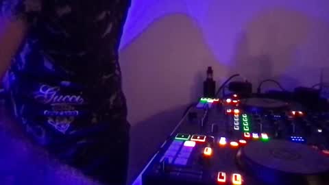 busco rockera online show from 03-06-25, 09:53