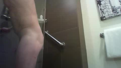 Snapshot of alienlove23 chatting on 11-27-25, 01:40 alienlove23 online show from 11-27-25, 01:40