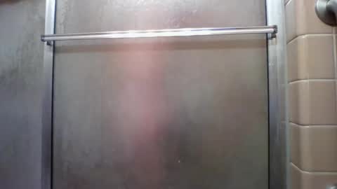 Snapshot of alienlove23 chatting on 01-06-26, 10:34 alienlove23 online show from 01-06-26, 10:34