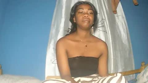 Snapshot of alihane21 chatting on 12-23-25, 10:46 alihane21 online show from 12-23-25, 10:46