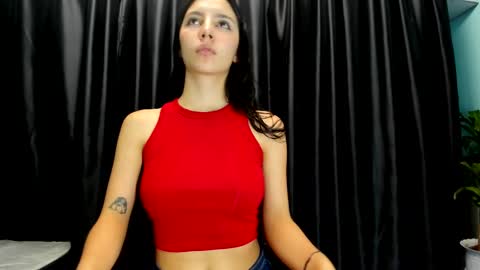 Snapshot of aliice_greco chatting on 02-18-25, 04:58 Alice online show from 02-18-25, 04:58