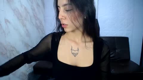 Snapshot of aliice_greco chatting on 03-04-25, 09:11 Alice online show from 03-04-25, 09:11