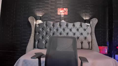 Snapshot of aliice_greco chatting on 10-03-25, 01:46 Alice online show from 10-03-25, 01:46