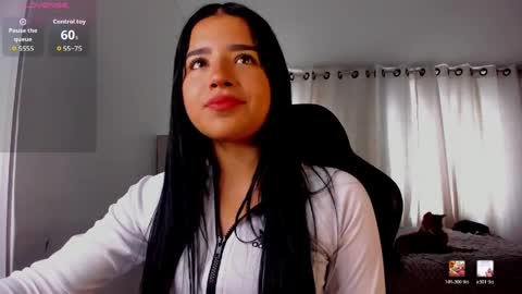 aliice_walker_ online show from 03-27-26, 04:51