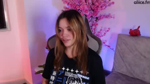 aliicefm online show from 10-06-25, 06:33