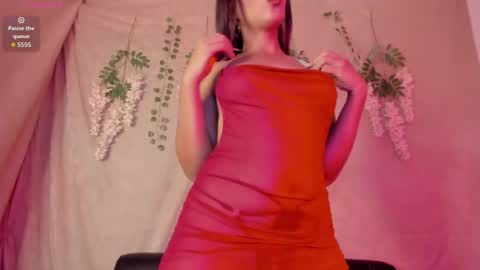 Snapshot of alina_chapman_ chatting on 10-15-25, 08:36 Andrea online show from 10-15-25, 08:36