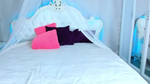 Alina online show from 04-11-26, 07:45