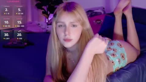 Snapshot of alinacarter__ chatting on 02-20-26, 11:38 alina carter online show from 02-20-26, 11:38