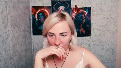 Snapshot of alinafrey_ chatting on 02-12-26, 10:10 Alina online show from 02-12-26, 10:10