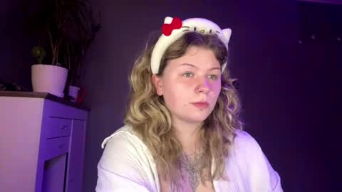 Alina online show from 05-22-26, 10:37