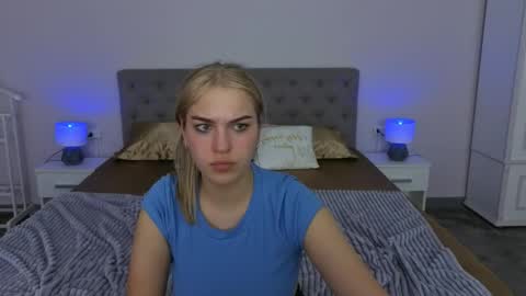 Alina online show from 04-06-26, 01:23