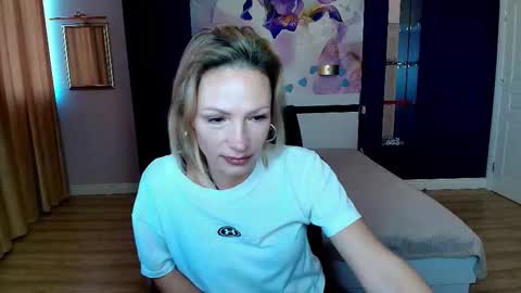 AlinaMoor online show from 10-25-25, 06:10