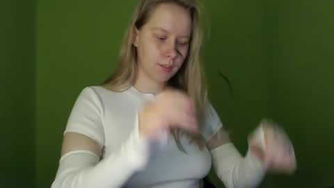 alinasei online show from 06-18-26, 11:58