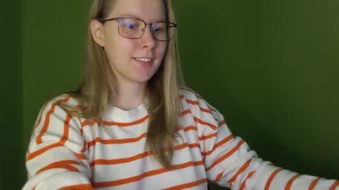 alinasei online show from 06-19-26, 06:07