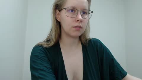 alinasei online show from 08-04-26, 01:25