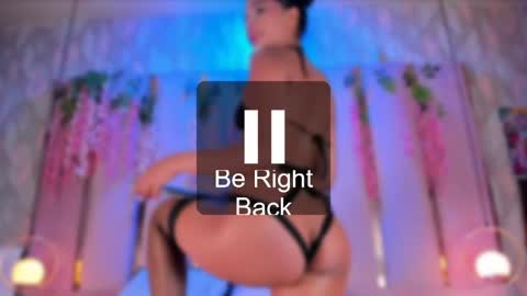 Snapshot of alinasweett chatting on 05-26-26, 03:30 online show from 05-26-26, 03:30