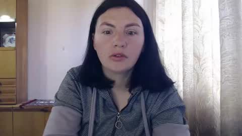 AlinaxJames online show from 04-24-26, 07:44