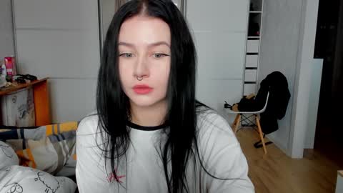 Aline Greeeen online show from 12-10-24, 05:17