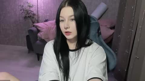 Aline Greeeen online show from 10-12-25, 01:21