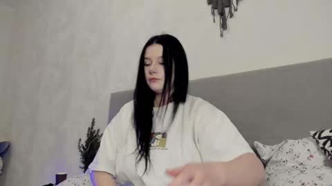 Snapshot of alinegreeeen chatting on 01-07-26, 10:18 Aline Greeeen online show from 01-07-26, 10:18