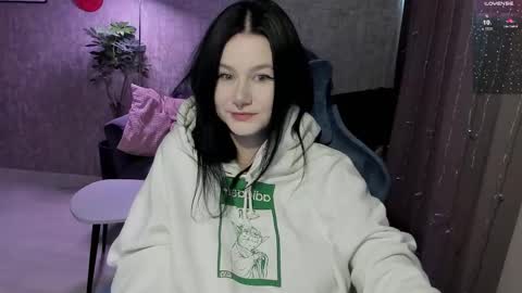 Snapshot of alinegreeeen chatting on 01-11-26, 06:07 Aline Greeeen online show from 01-11-26, 06:07