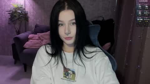 Snapshot of alinegreeeen chatting on 02-18-26, 08:10 Aline Greeeen online show from 02-18-26, 08:10