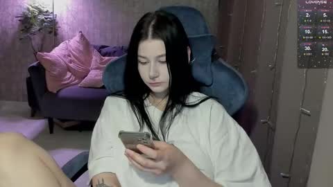 Snapshot of alinegreeeen chatting on 02-27-26, 02:06 Aline Greeeen online show from 02-27-26, 02:06