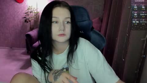 Snapshot of alinegreeeen chatting on 03-09-26, 03:05 Aline Greeeen online show from 03-09-26, 03:05