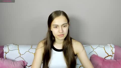 alisa__kelly online show from 09-28-25, 01:00