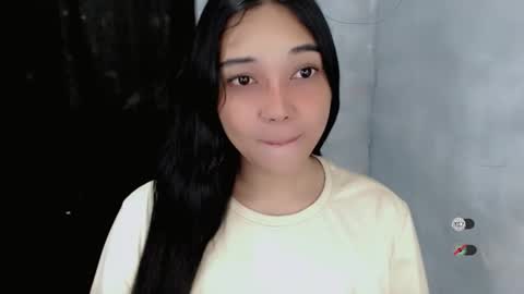 Shanti xhey online show from 11-08-25, 08:14