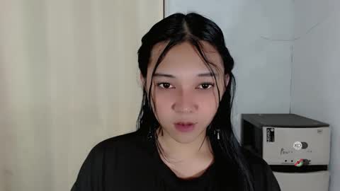 Shanti xhey online show from 12-15-25, 02:43