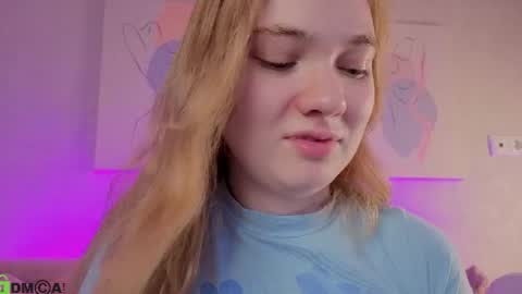 Snapshot of alisa_lesly chatting on 06-11-26, 02:53 Alisa GMT2 Wen - Sun 10 AM - 4 PM except Monday and Tuesday online show from 06-11-26, 02:53