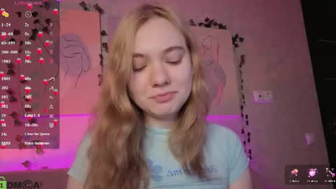 Snapshot of alisa_lesly chatting on 07-11-26, 01:08 Alisa GMT2 Wen - Sun 10 AM - 4 PM except Monday and Tuesday online show from 07-11-26, 01:08