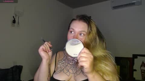 alisa_u online show from 11-24-25, 10:53