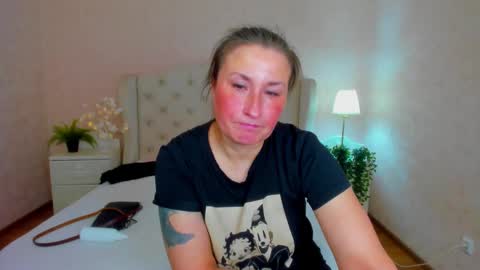 Snapshot of alisalissy chatting on 03-06-25, 05:35 Alisa online show from 03-06-25, 05:35