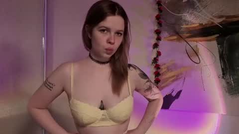 Snapshot of alisekitt chatting on 07-26-26, 03:41 alisekitt online show from 07-26-26, 03:41