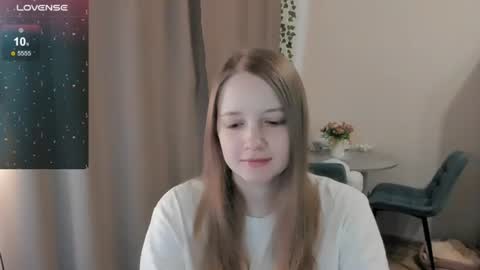 Alya online show from 06-18-26, 10:19